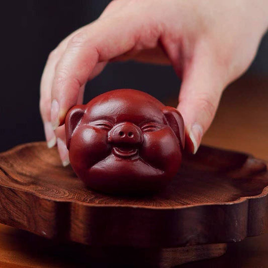 Teelemmikki - punainen possu